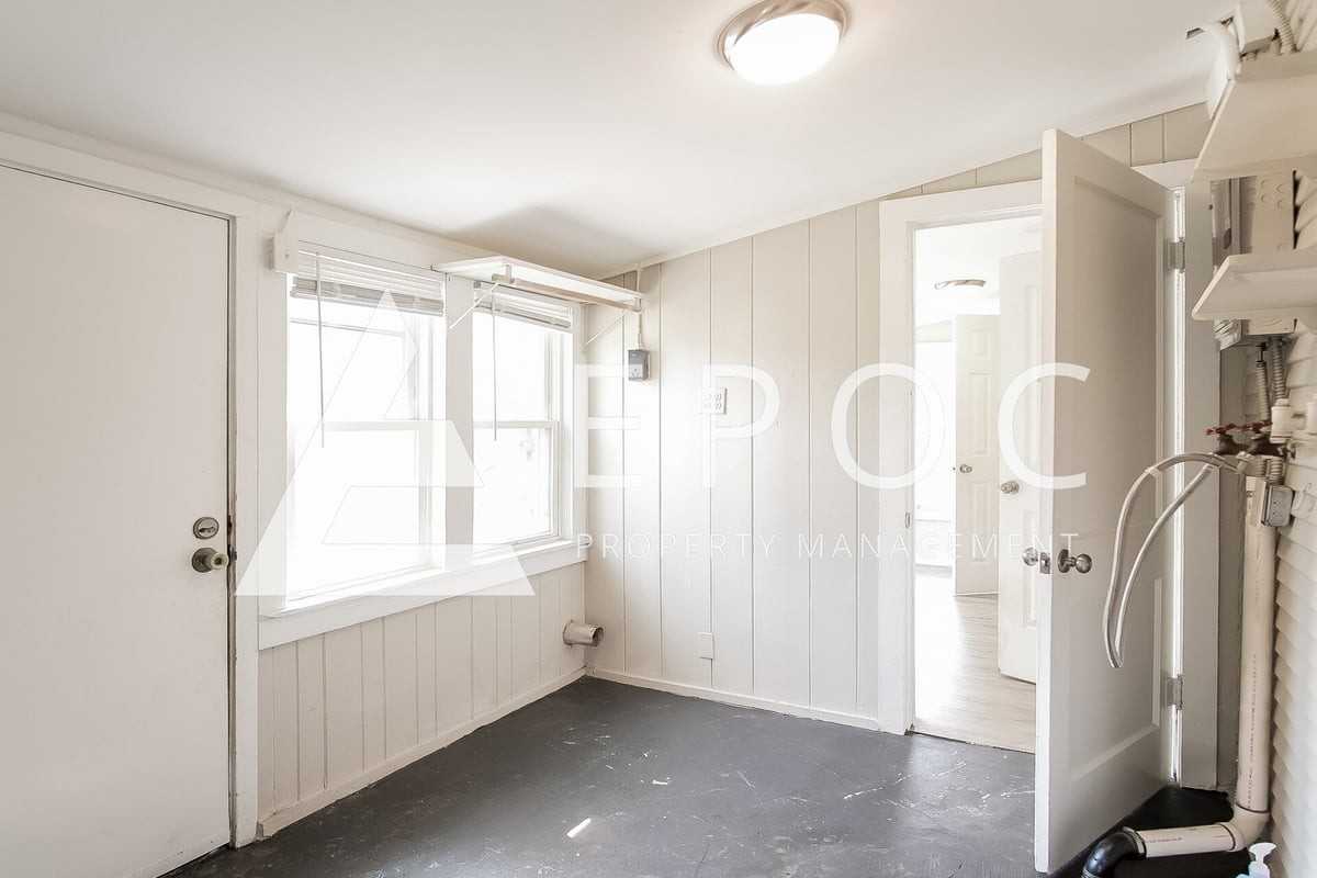 4701 S 30th West Ave - Photo 3 of 15