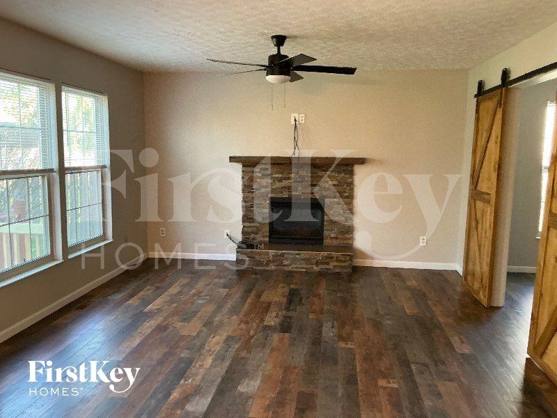 6259 Rising Sun Dr - Photo 2 of 10
