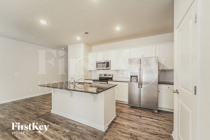 9417 Village View Ct Nw - Photo 5 of 15