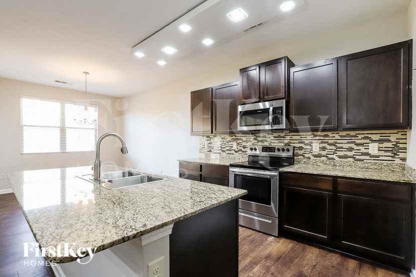 3280 Heatherwood Dr - Photo 5 of 15