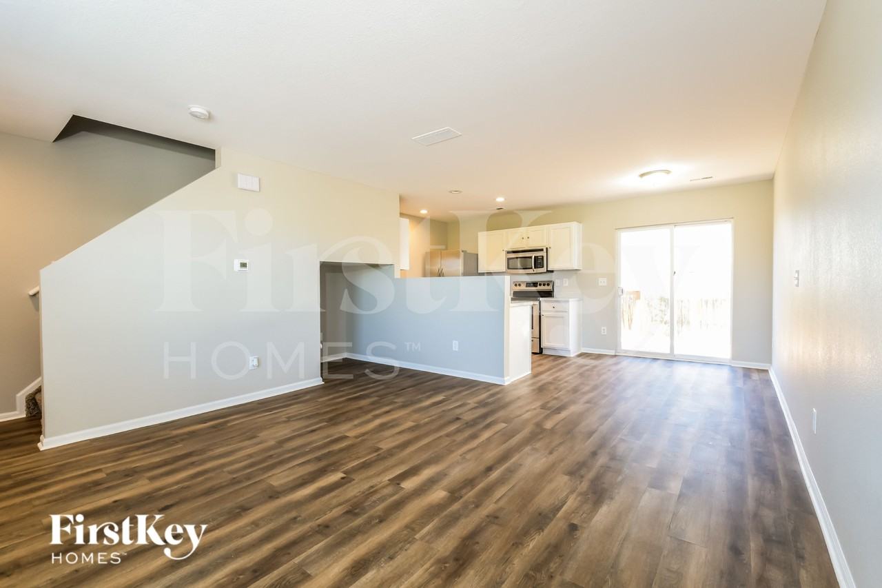 4673 S Swadley Way - Photo 4 of 11