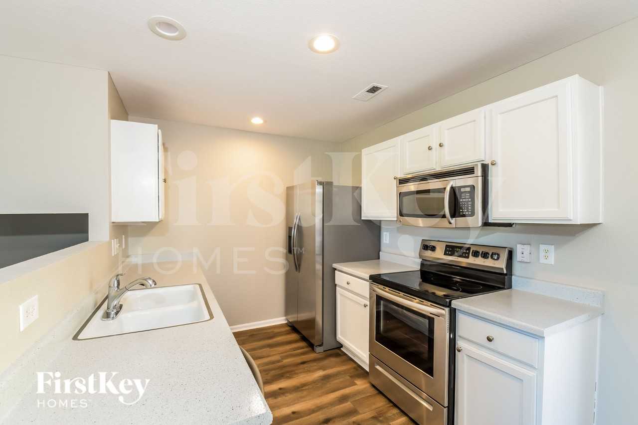 4673 S Swadley Way - Photo 6 of 11