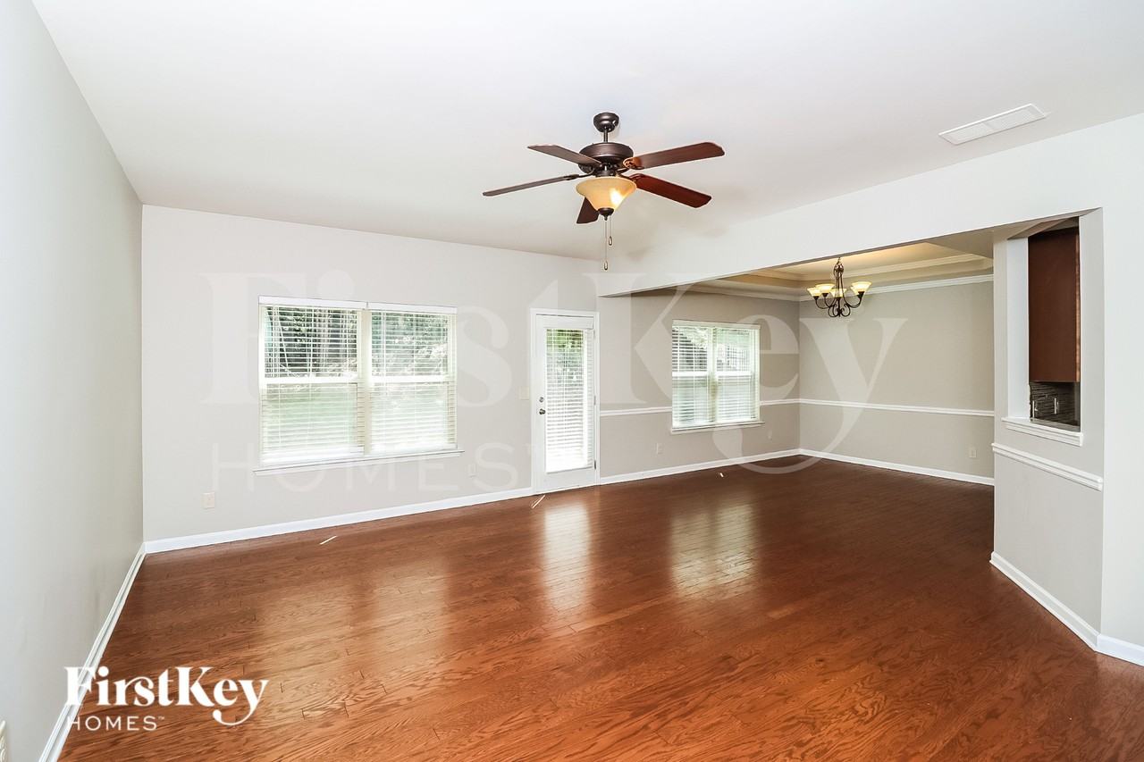 510 Tallapoosa Trl - Photo 3 of 16