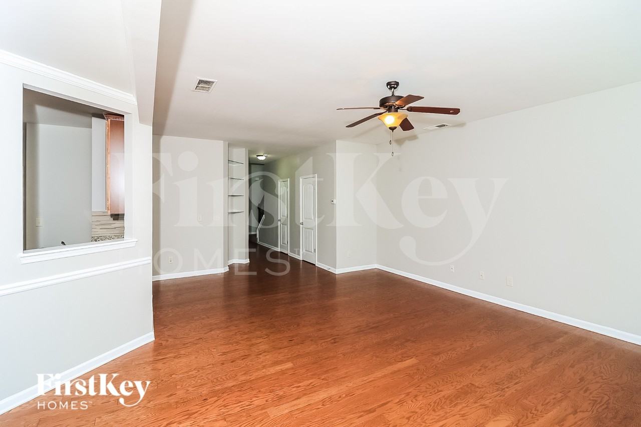 510 Tallapoosa Trl - Photo 5 of 16