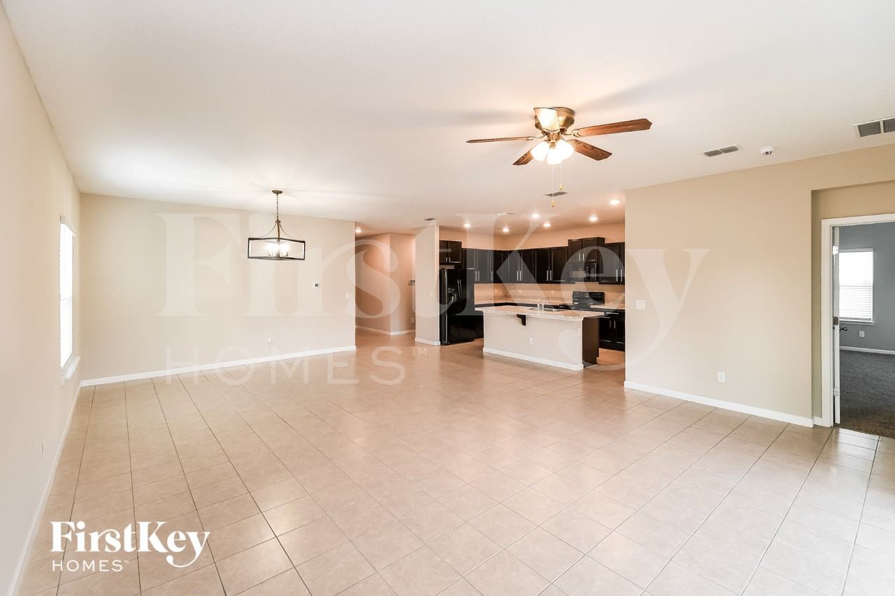 10963 Haws Ln - Photo 3 of 15