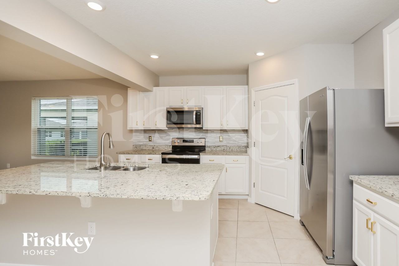 6785 Coral Berry Dr - Photo 6 of 15