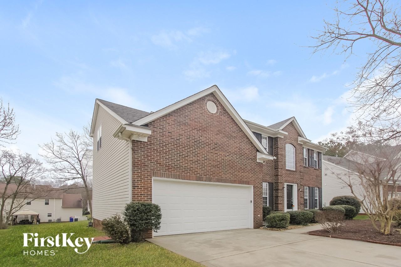 7032 Sweetfield Dr - Photo 3 of 15