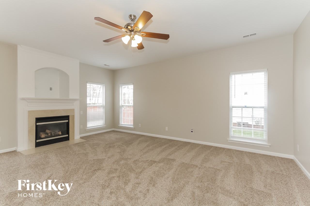 7032 Sweetfield Dr - Photo 4 of 15