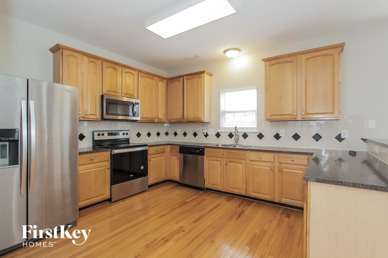 7032 Sweetfield Dr - Photo 7 of 15