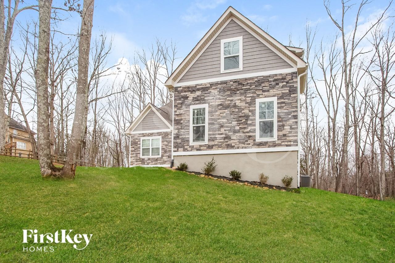 4819 Ardenwoods Dr - Photo 3 of 15