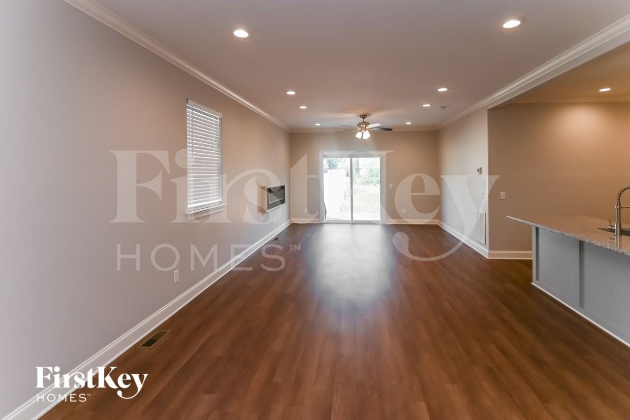 1250 Pless St Nw - Photo 4 of 15