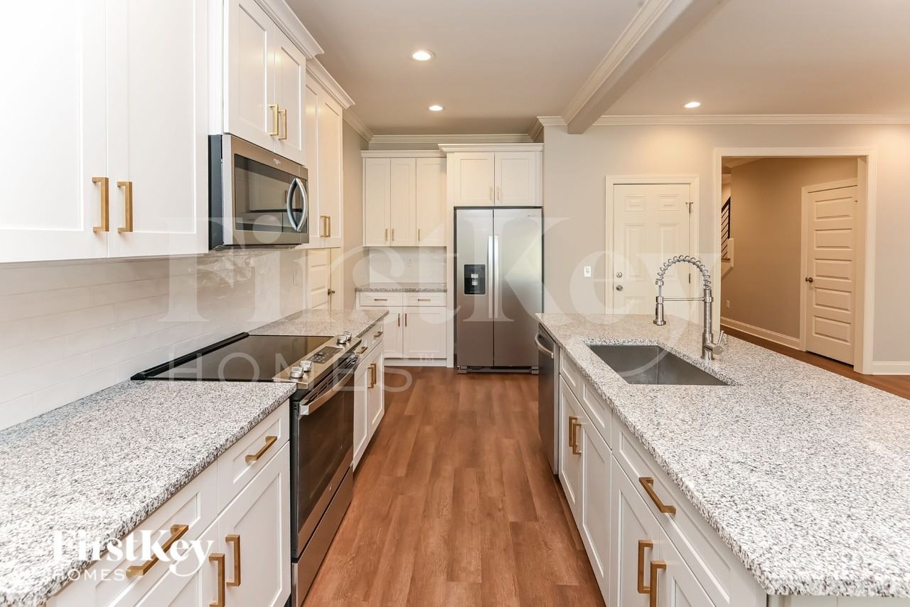 1250 Pless St Nw - Photo 7 of 15