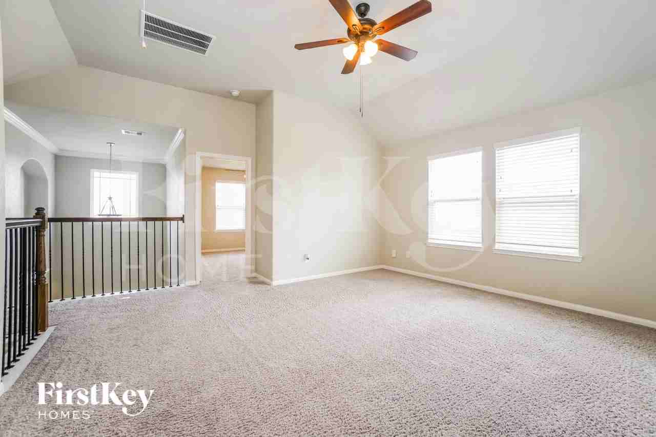 12453 Hackberry Dr - Photo 2 of 16