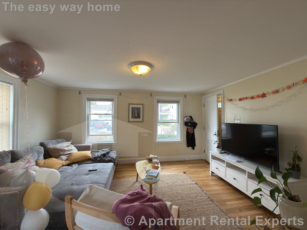 28 Linden Ave #1 - Photo 3 of 12