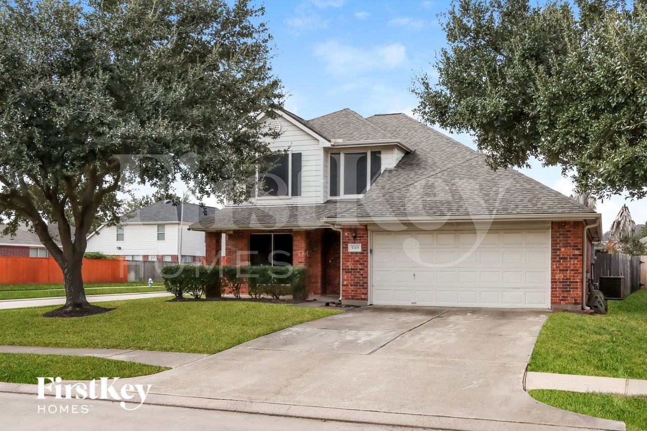 5703 Afton Ridge Ln - Photo 2 of 15