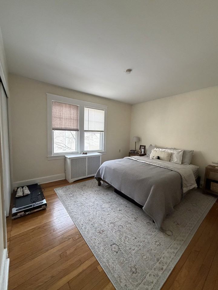 100 Colonial Rd #2 - Photo 7 of 8