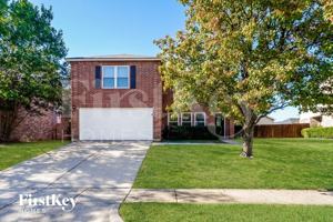 featured image of 5240 Blue Cir