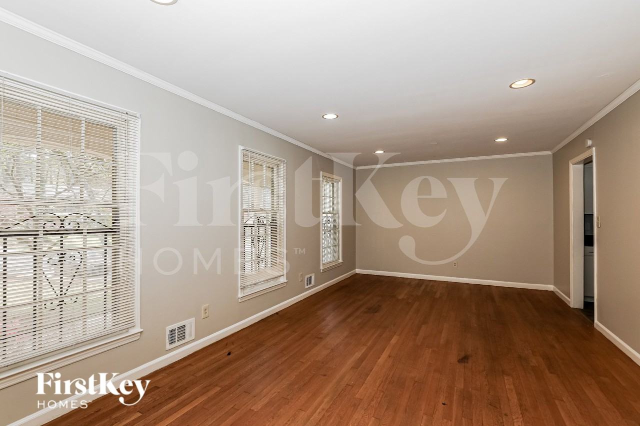 3605 Carriage Way - Photo 2 of 19