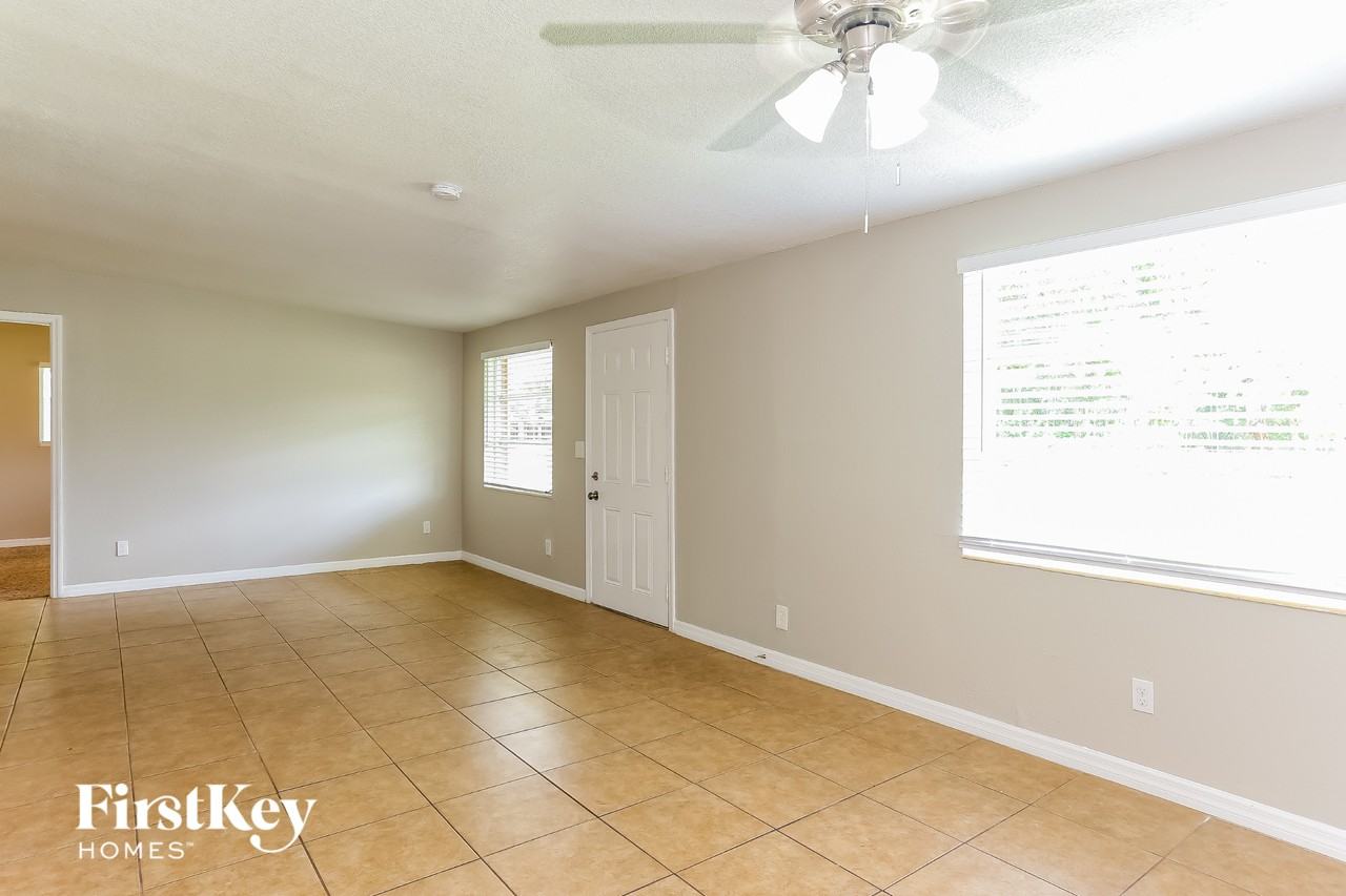 7716 Monetta Dr - Photo 4 of 15