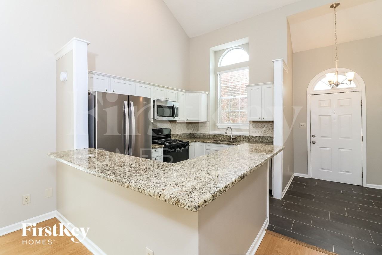 4242 Abington Walk Nw - Photo 7 of 15