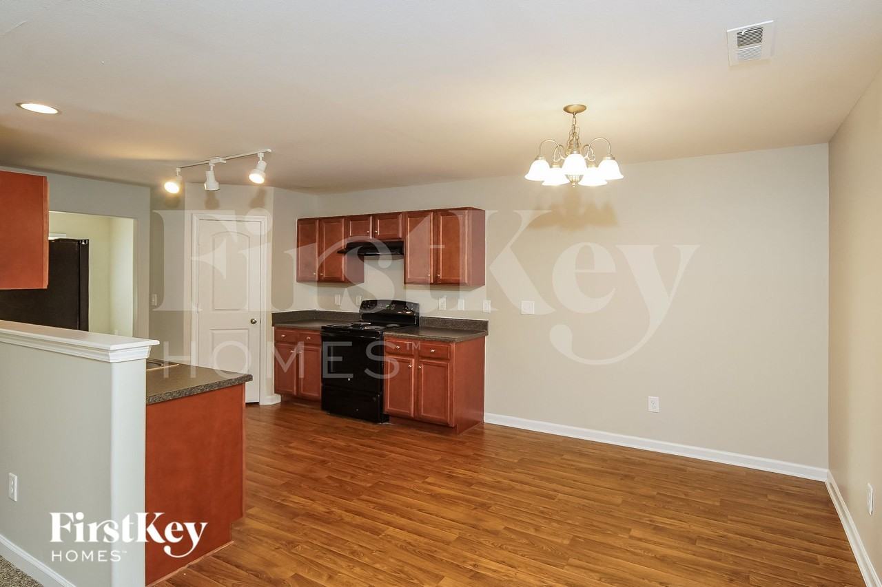 3863 Stafford Run Ct - Photo 3 of 15