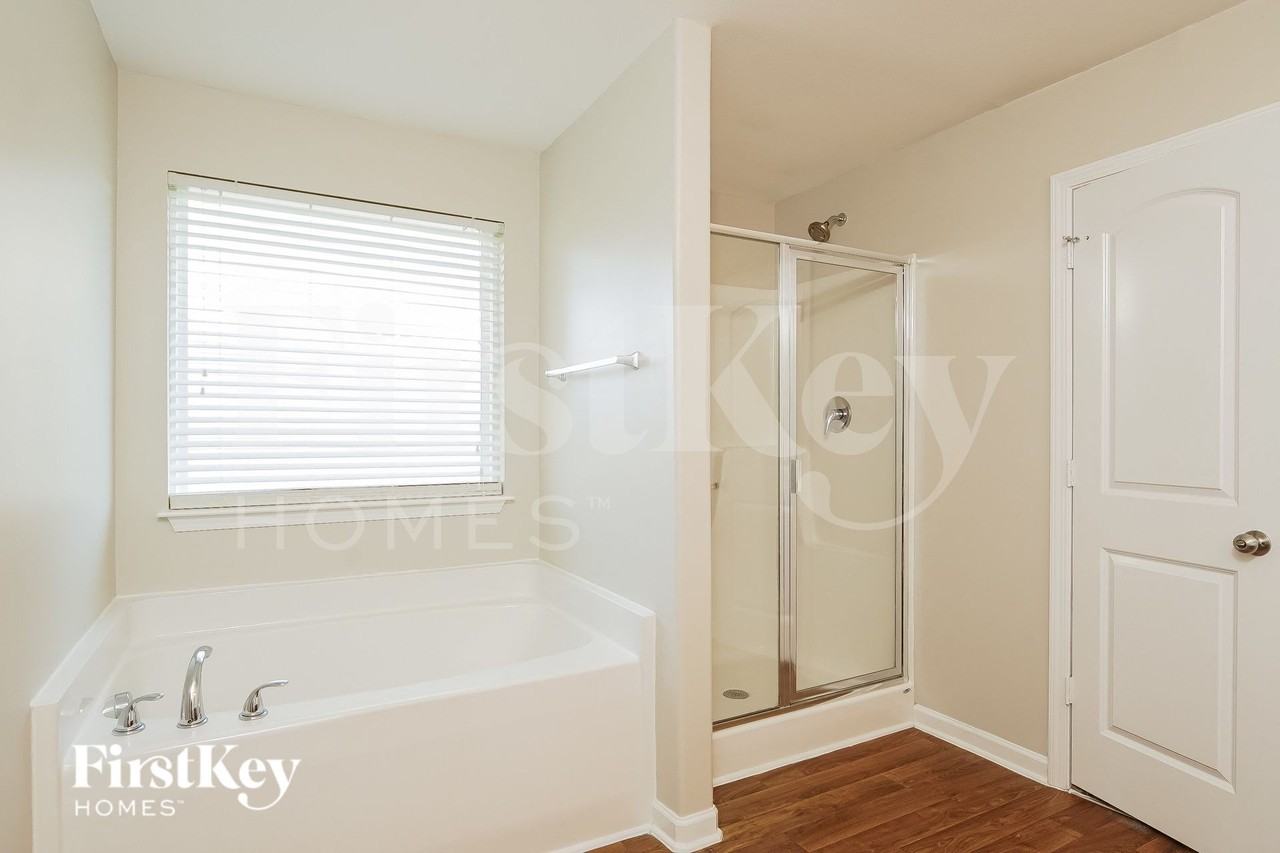 3863 Stafford Run Ct - Photo 7 of 15