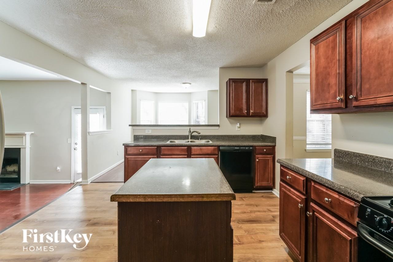 2102 Boulder Gate Dr - Photo 5 of 16