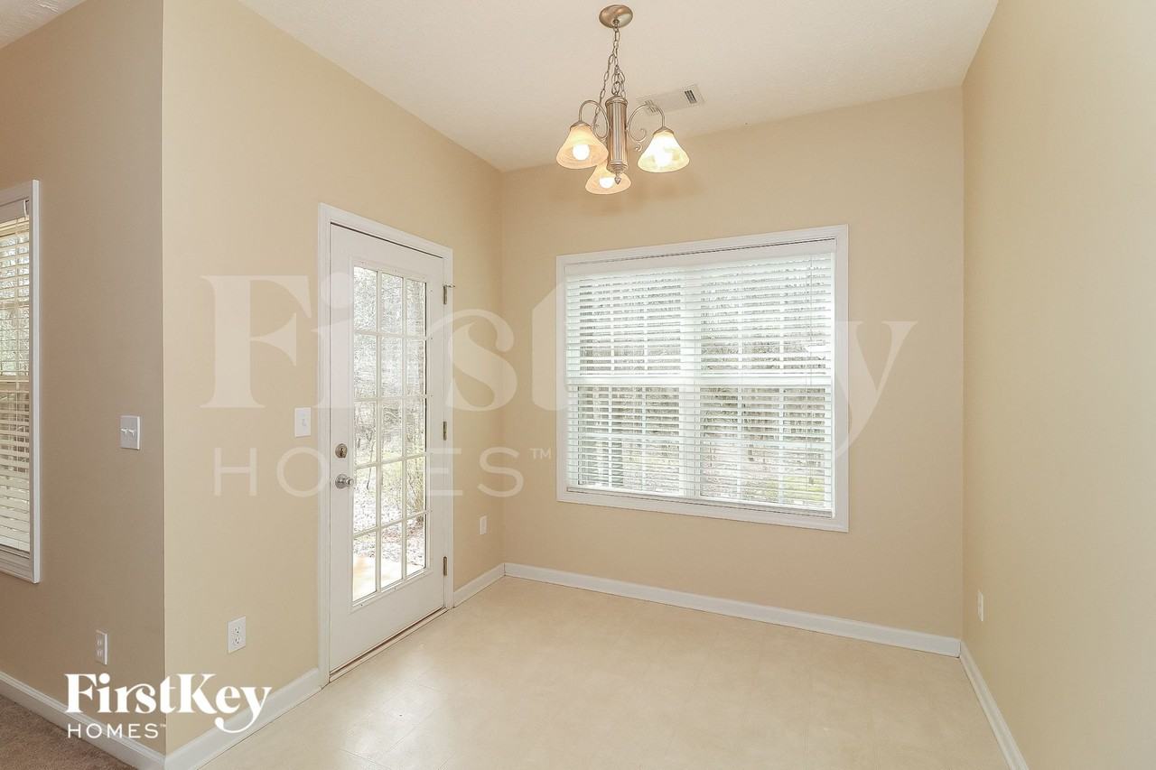 85 Meadow Spring Ct - Photo 5 of 15