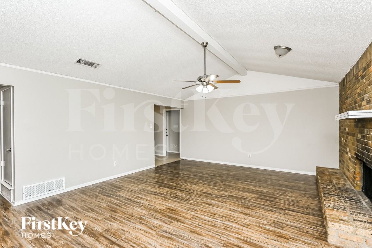 7508 Evergreen Dr - Photo 3 of 19