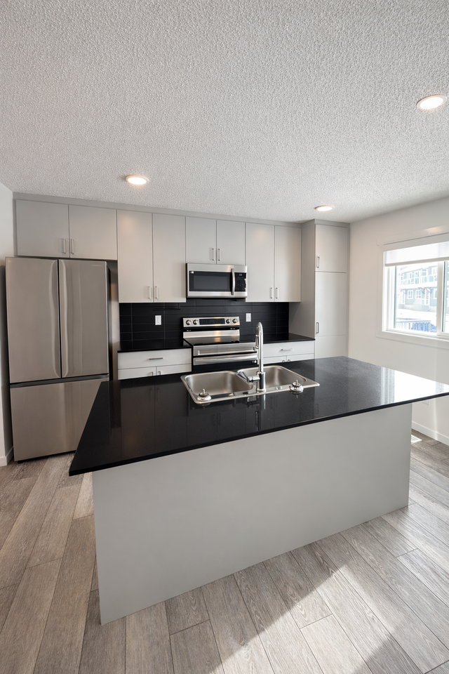 525 Secord Boulevard Northwest 24 - Photo 4 of 14