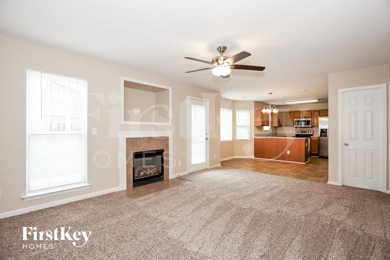 620 Wilderness Trail Dr - Photo 2 of 15