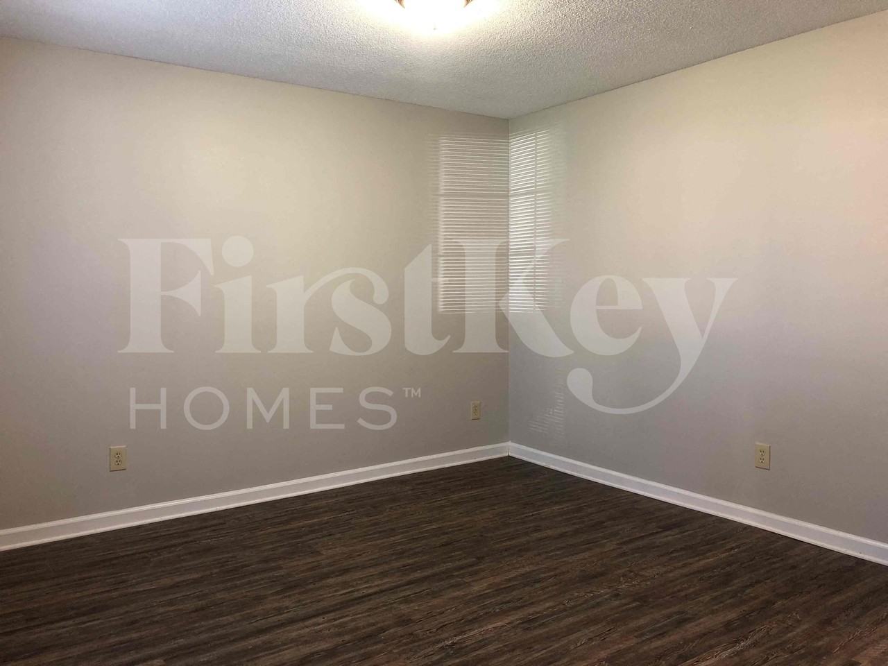 3770 Richbrook Dr - Photo 3 of 19