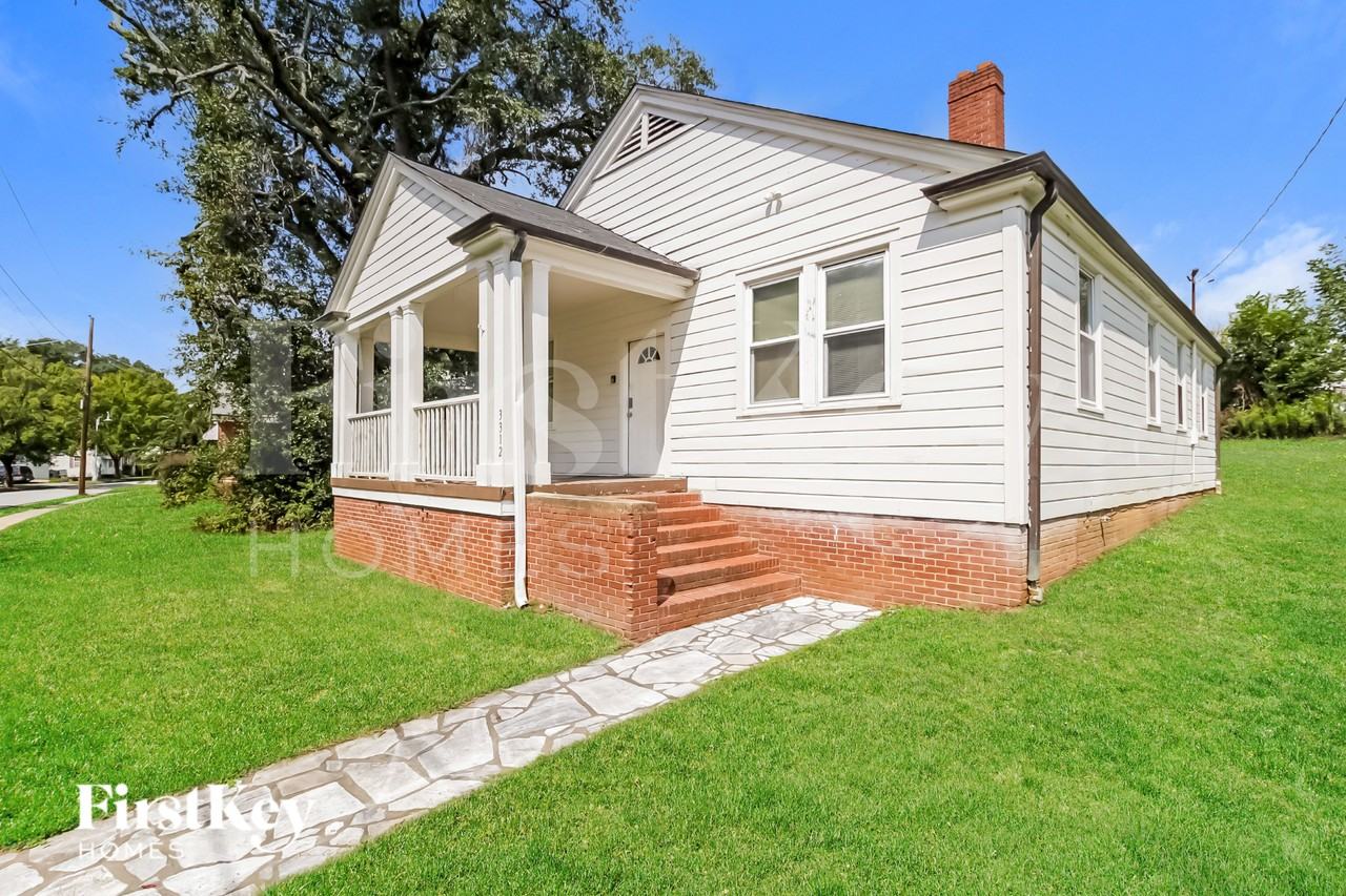 3312 Bloomfield Ave - Photo 2 of 16