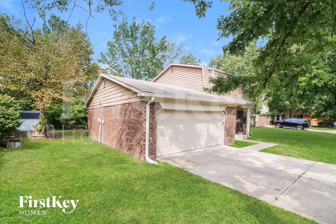 3262 Eastbrooke Ct - Photo 2 of 16