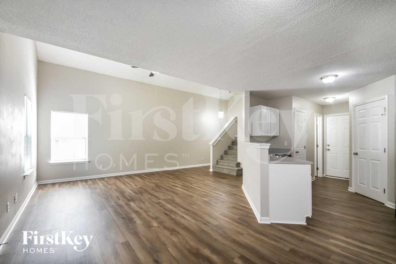 16700 Aulton Dr - Photo 3 of 15