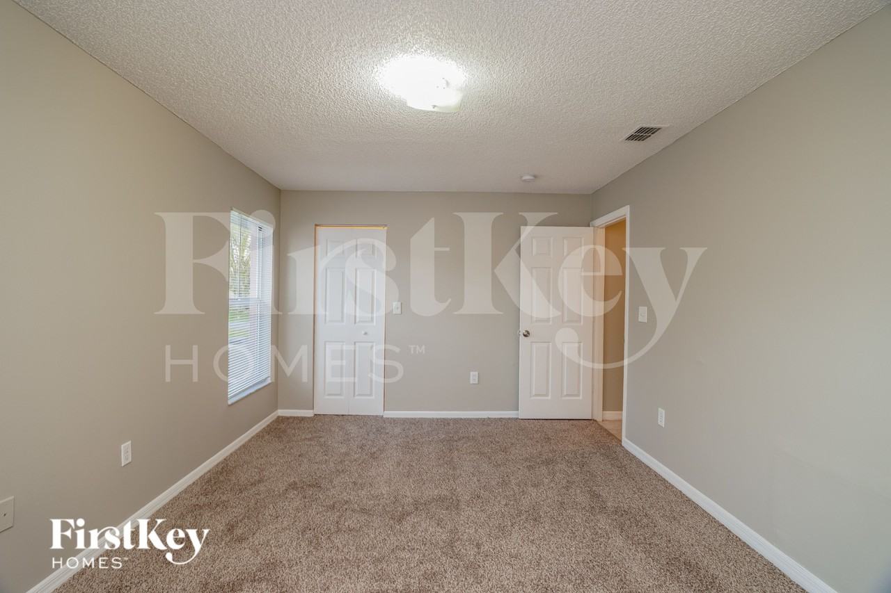 1111 Roan Ct - Photo 7 of 15