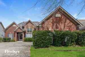 featured image of 1011 Alden Glen Dr