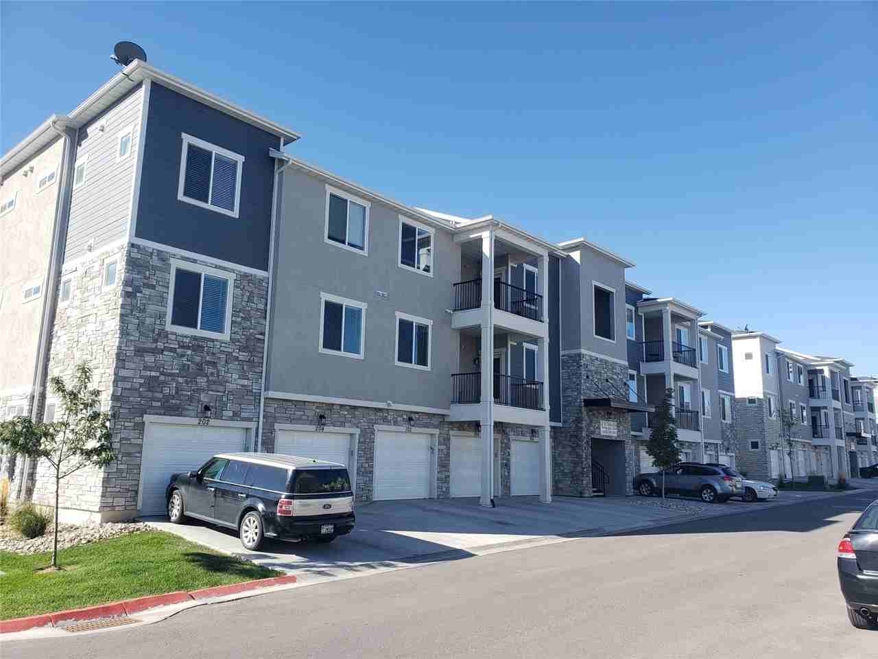 3843 Wn - Photo 4 of 50