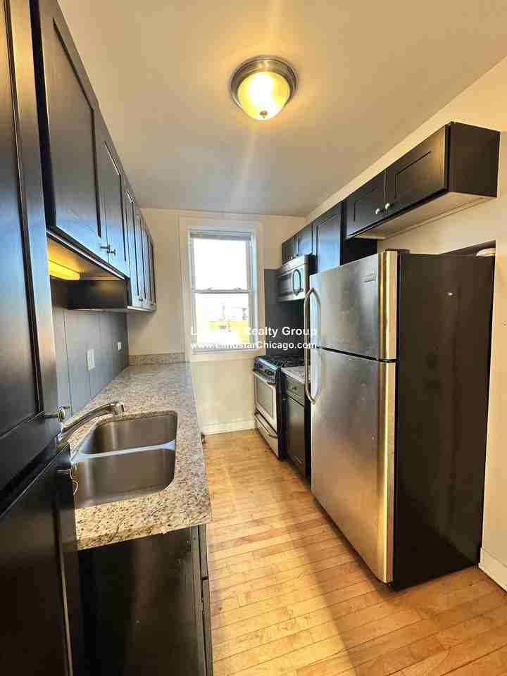 4606 N Kildare Ave #3W - Photo 2 of 13