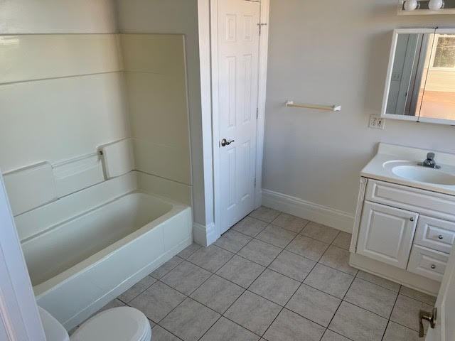 2469 W Mcmicken Ave #5 - Photo 6 of 12