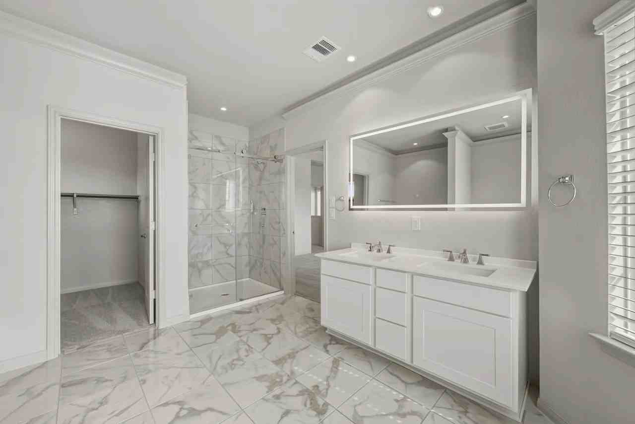 139 Pinnacle Ln - Photo 4 of 10