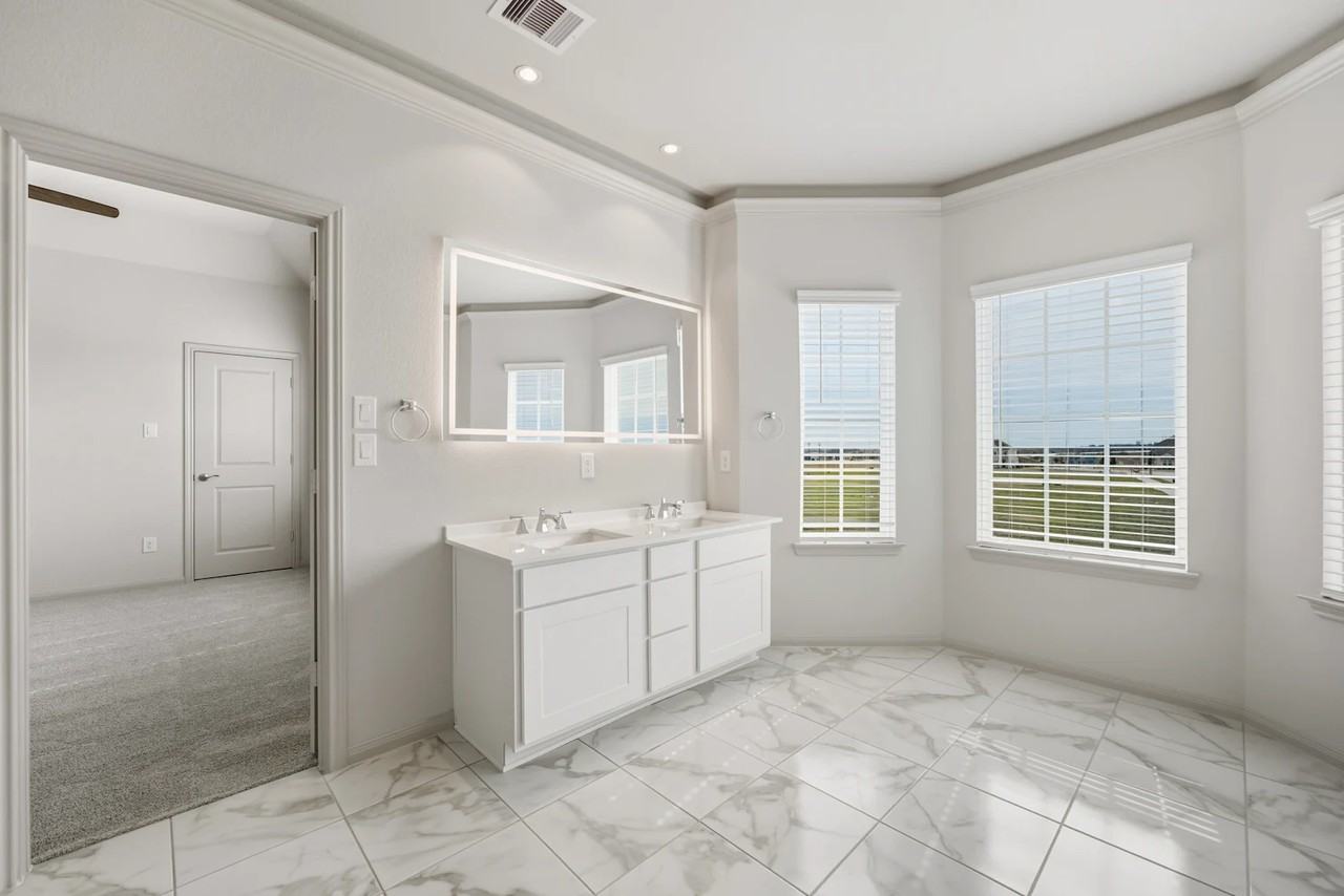 139 Pinnacle Ln - Photo 5 of 10