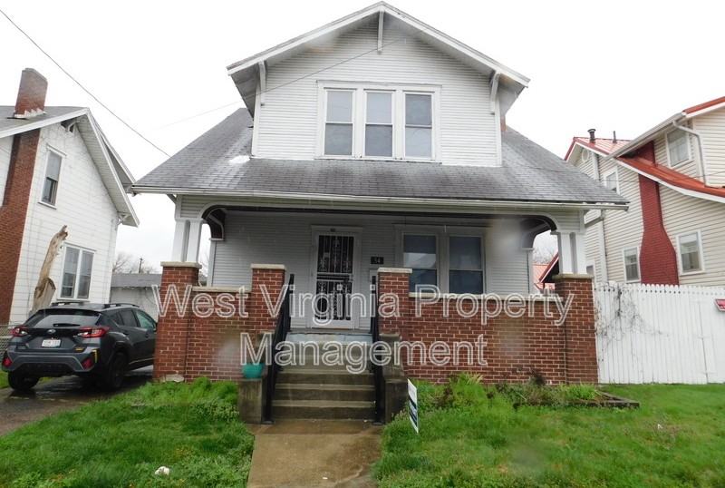 54 Hunt Ave - Photo 2 of 40