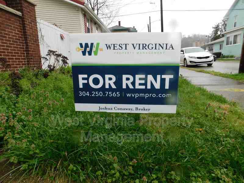 54 Hunt Ave - Photo 4 of 40