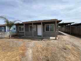 1819 N 10th Ave - Photo 1 of 1