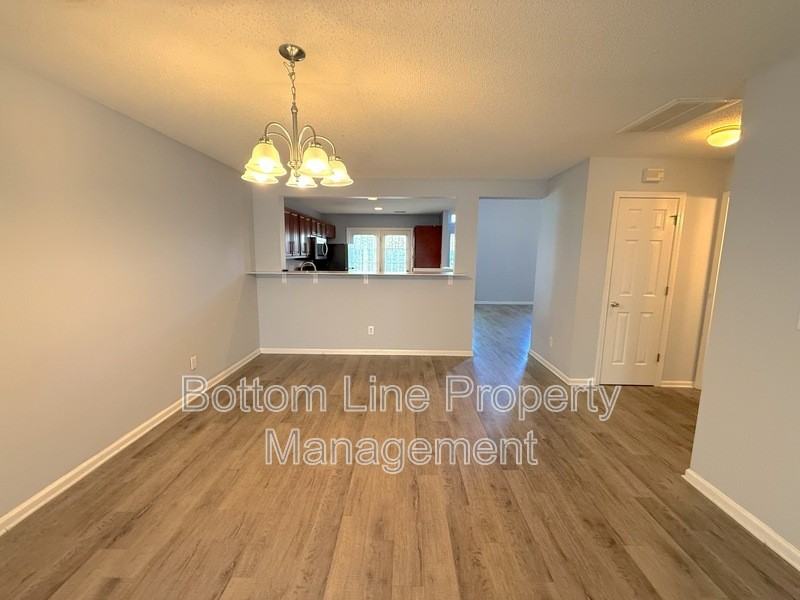 9932 Birch Knoll Ct - Photo 3 of 21