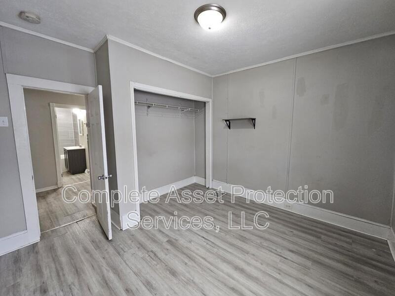 2625 Cleveland St - Photo 7 of 8