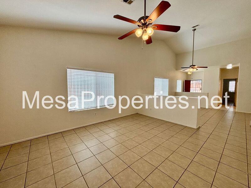 13593 Hemingway Dr - Photo 5 of 30