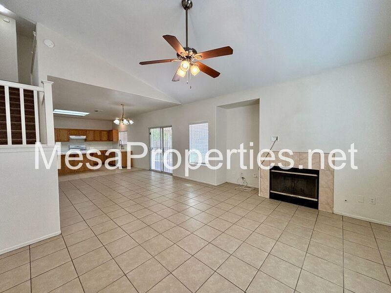 13593 Hemingway Dr - Photo 6 of 30