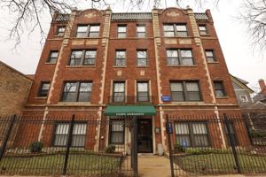 featured image of 4546 N Damen Ave #215